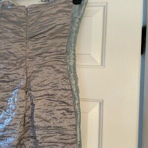 Nicole milller  Ruched Dress, looks Amazing on and forgiving in the belly area🤩🔥